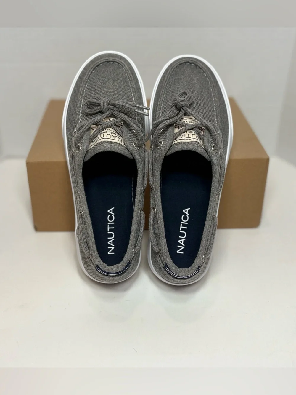 Nautica spinnaker washed Gray Canvas Deck Sneakers Men’s Boat Shoes NEW